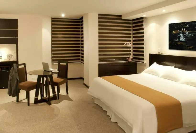 キングサイズベッドのデラックスルーム, Mercure Alameda Quito