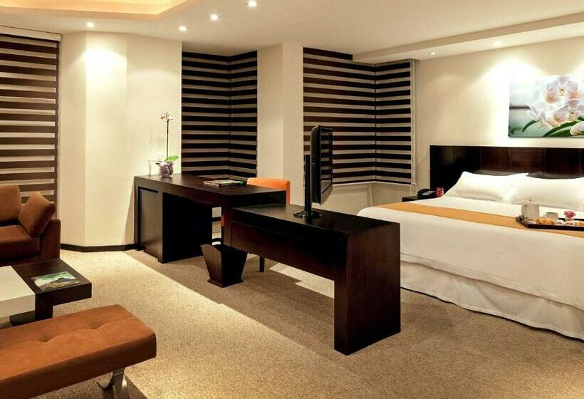 キングサイズベッドのデラックススイート, Mercure Alameda Quito