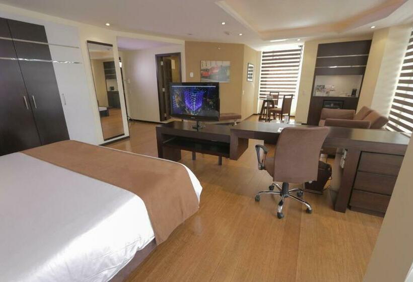 キングサイズベッドのデラックススイート, Mercure Alameda Quito