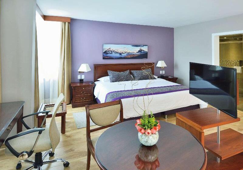 キングサイズベッドのデラックスルーム, Mercure Alameda Quito