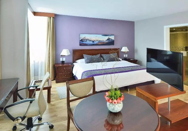 キングサイズベッドのデラックスルーム, Mercure Alameda Quito