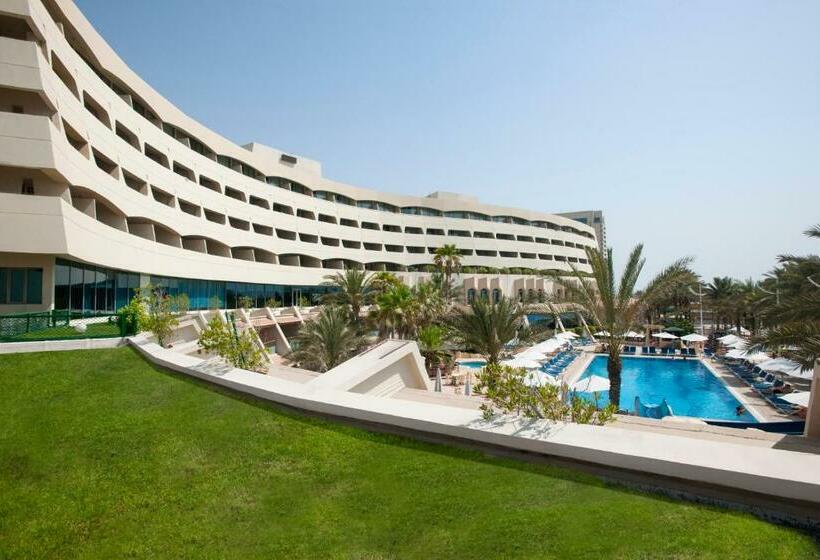 Номер Deluxe Вид на Город, Occidental Sharjah Grand