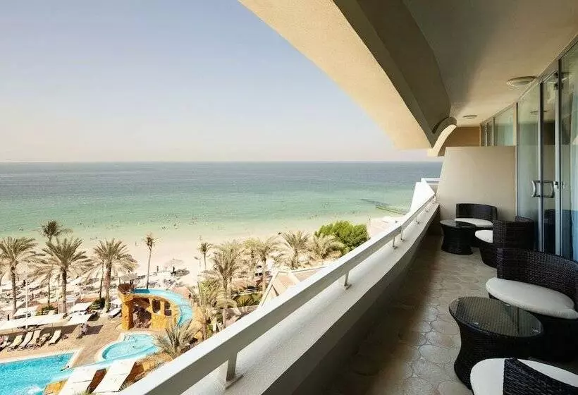 オーシャンビューデラックスルーム, Occidental Sharjah Grand