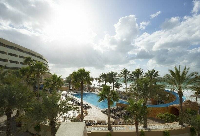 اتاق لوکس با چشمانداز دریا, Occidental Sharjah Grand