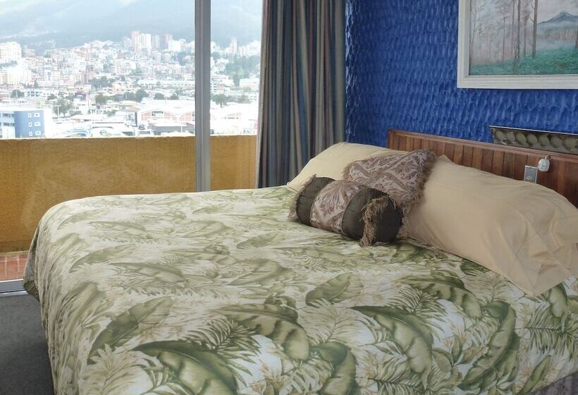 חדר סטנדרט, Savoy Inn