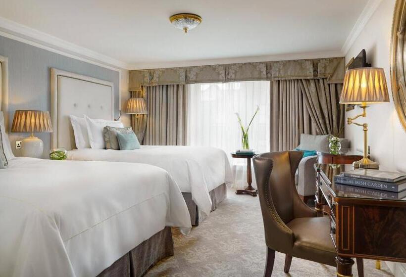 带2个双人床的标准工作室, The Shelbourne, Autograph Collection