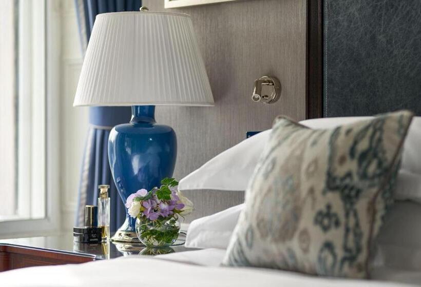 سوییت جونیور, The Shelbourne, Autograph Collection