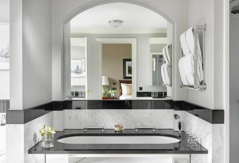 سوئیت با تخت بزرگ, The Shelbourne, Autograph Collection