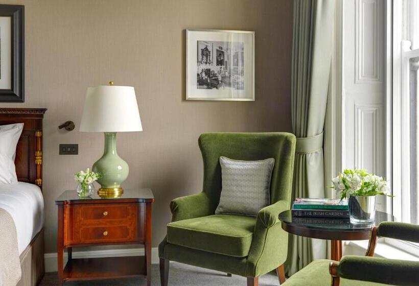 سوئیت با تخت بزرگ, The Shelbourne, Autograph Collection