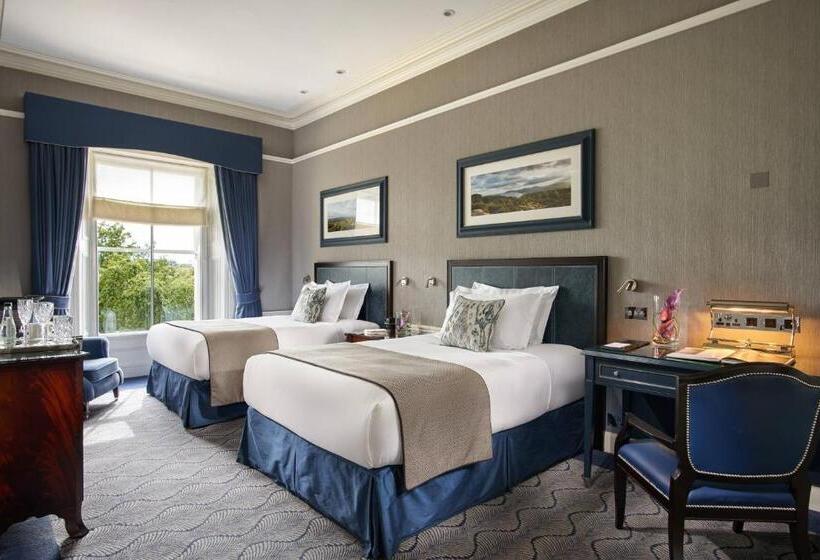 可看到停车场的标准间, The Shelbourne, Autograph Collection