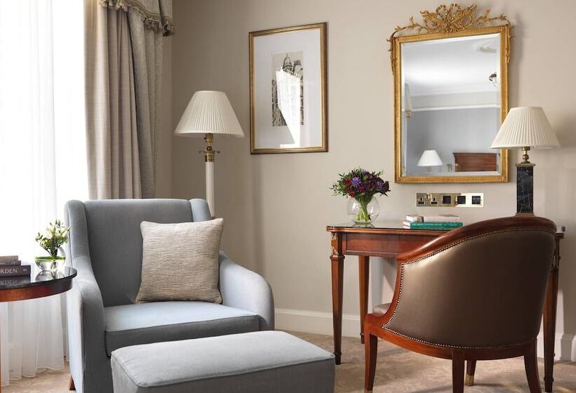 اتاق پرمیوم, The Shelbourne, Autograph Collection