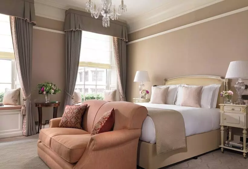 سوئیت ریاست جمهوری 2 خوابه, The Shelbourne, Autograph Collection