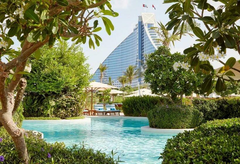 Люкс 3 Спальни, Jumeirah Beach Hotel Dubai