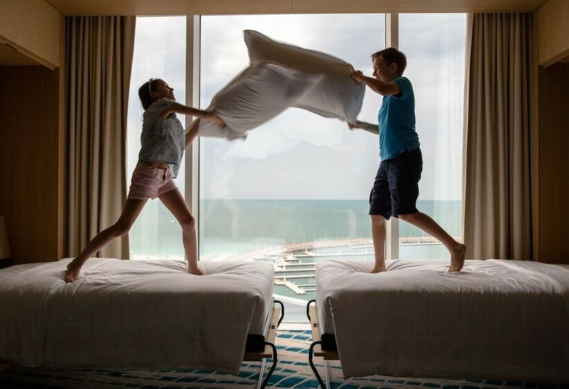 豪华家庭房间, Jumeirah Beach Hotel Dubai