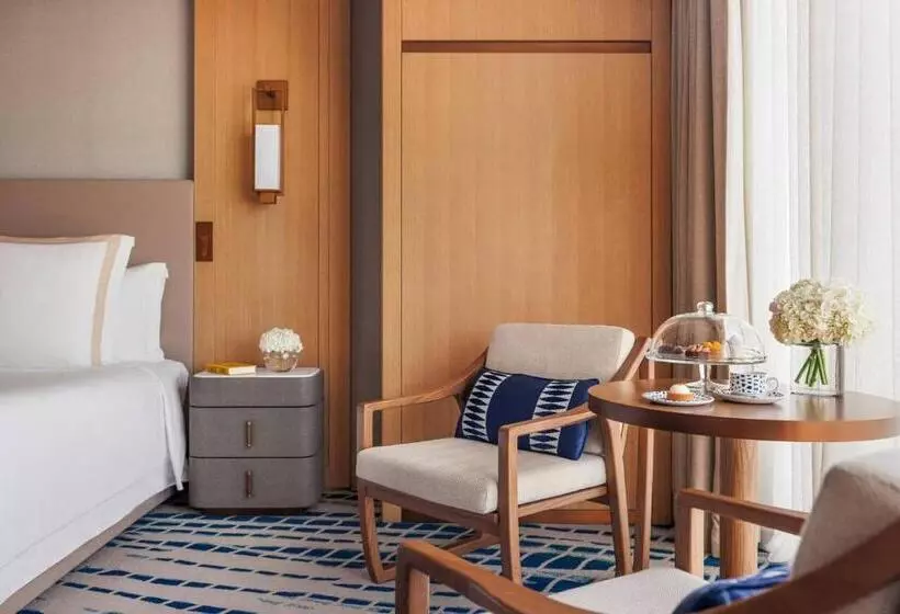 オーシャンビューのクラブルーム, Jumeirah Beach Hotel Dubai