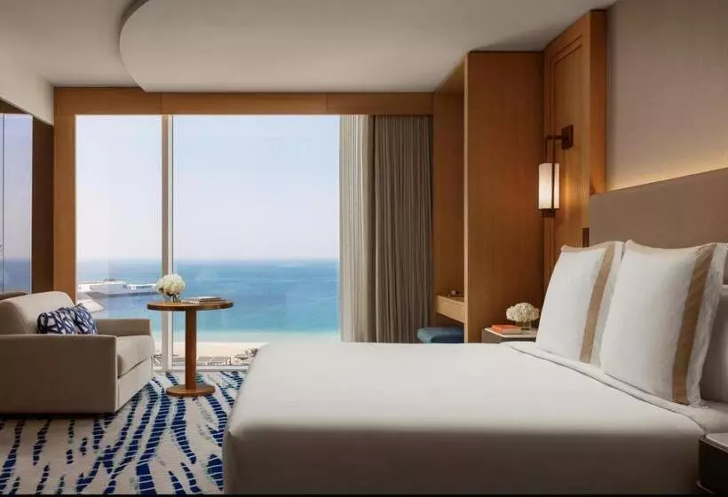 オーシャンビューのクラブルーム, Jumeirah Beach Hotel Dubai