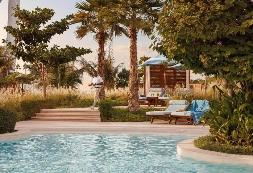 ファミリールーム, Jumeirah Beach Hotel Dubai