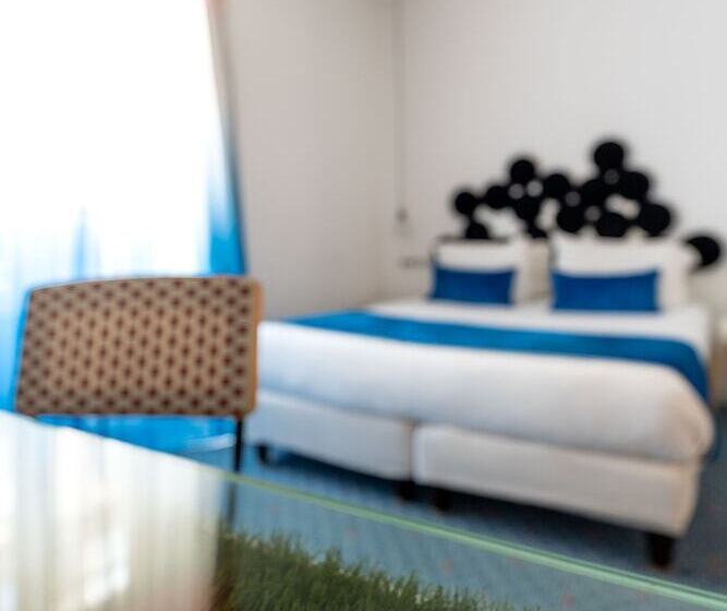 スタンダードルーム, 34b Astotel