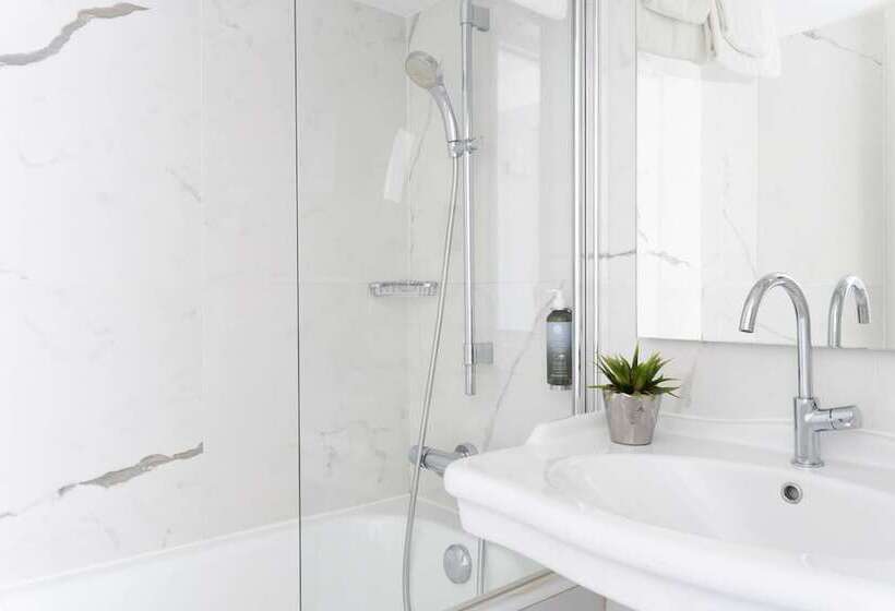 スタンダードルーム, 34b Astotel