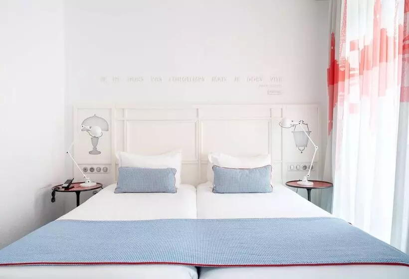 Cameră Superioară, 34b Astotel