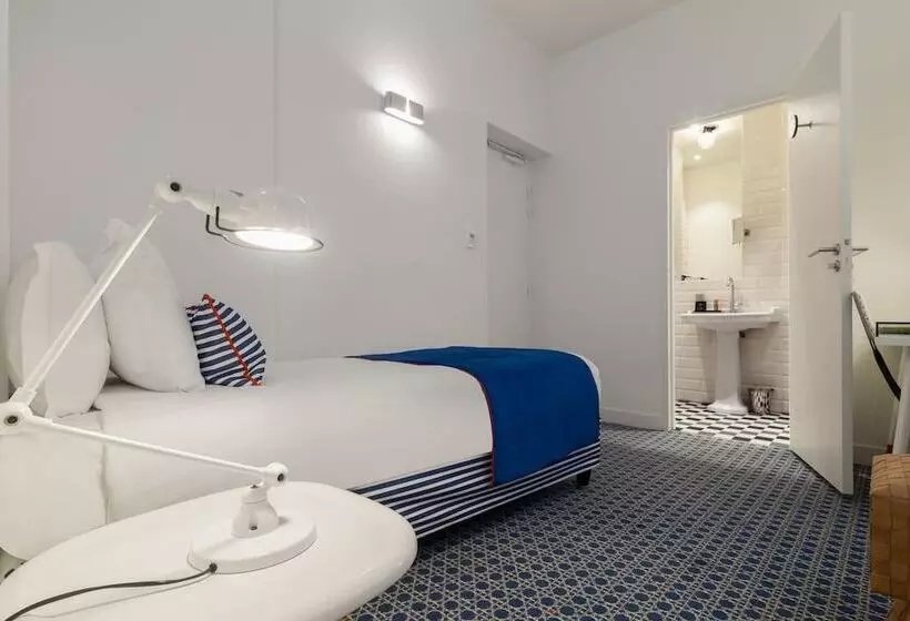 Cameră Triplă Standard, 34b Astotel