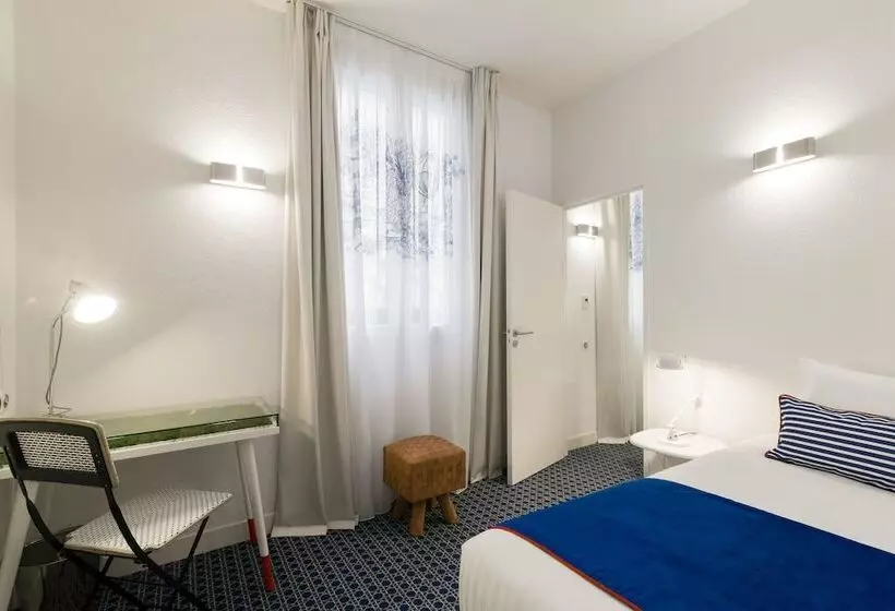Cameră Triplă Standard, 34b Astotel