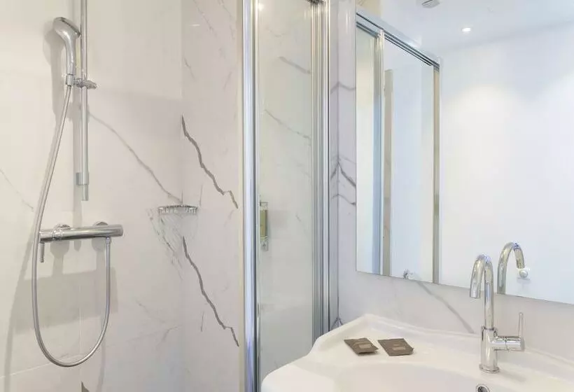 Cameră Familiară, 34b Astotel