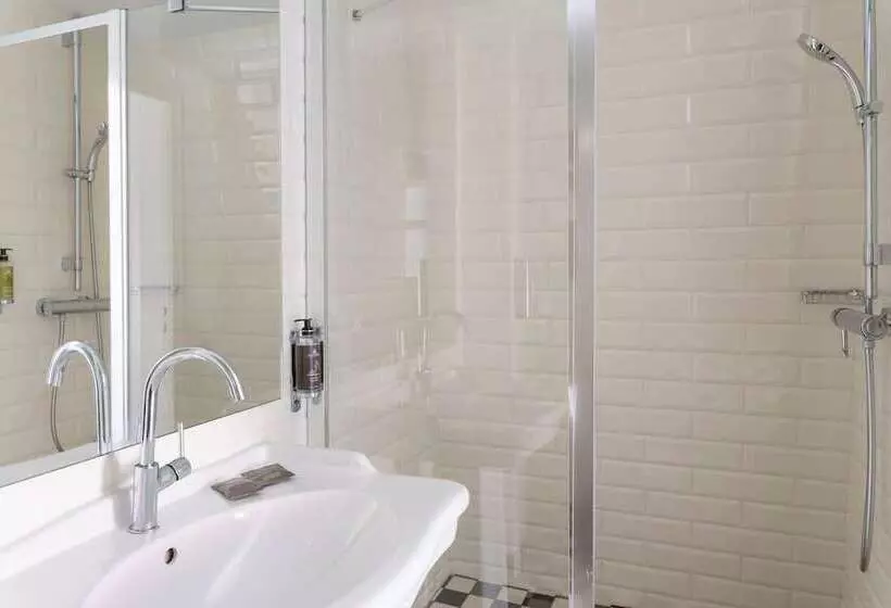 Cameră Familiară, 34b Astotel