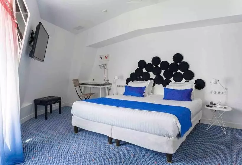 Cameră Familiară, 34b Astotel