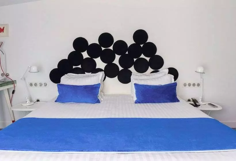 Cameră Familiară, 34b Astotel