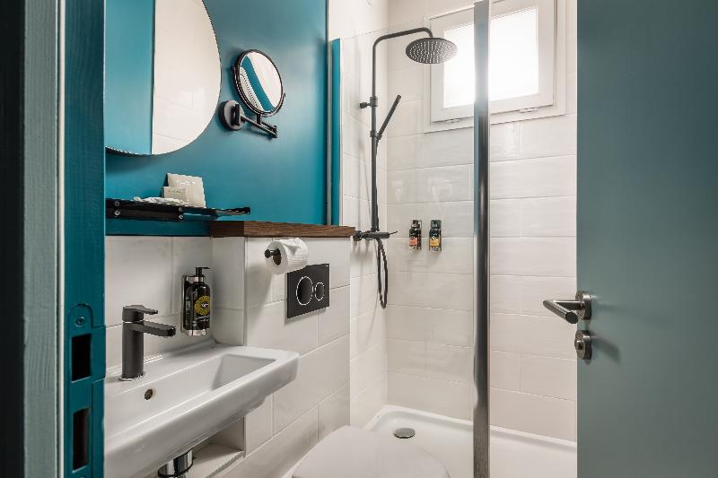 Camera Standard, Archetype Etoile