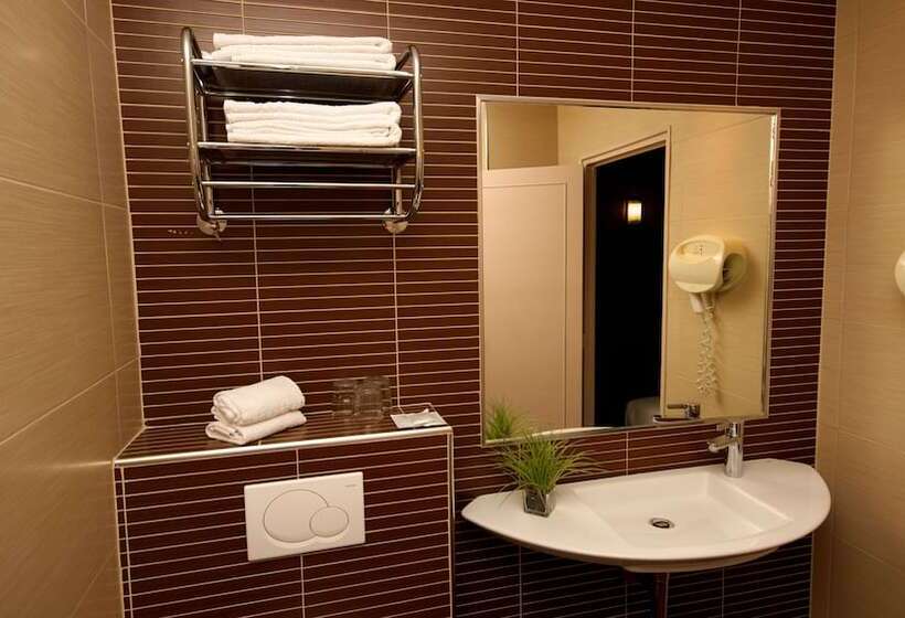 غرفة عائلية, Boutique Hôtel Azur