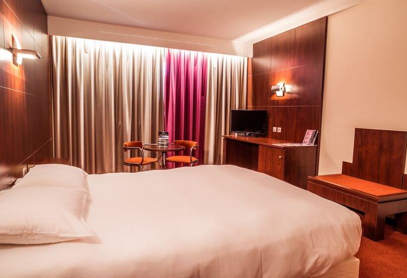 חדר סופריור, Des Congrès