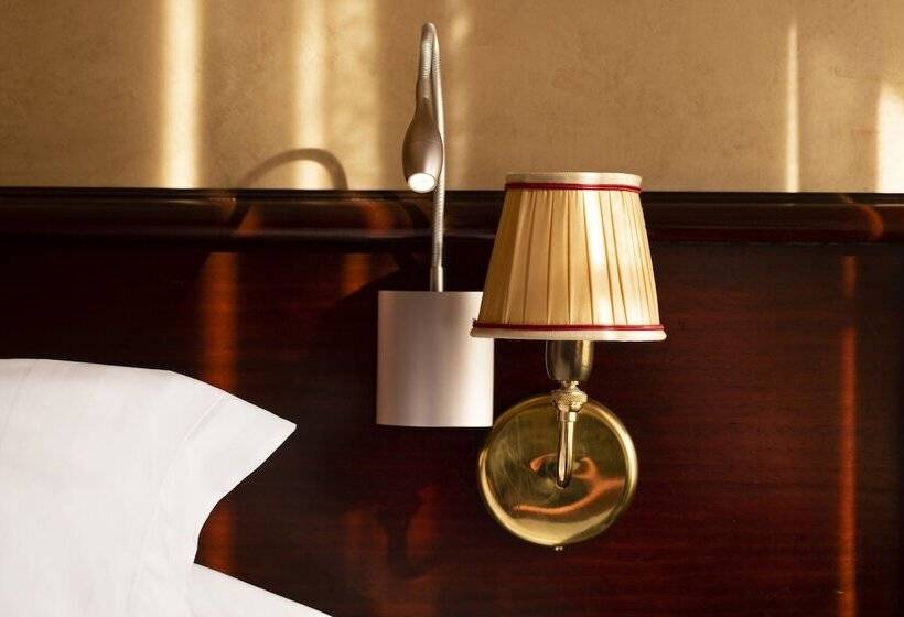 クラシックルーム, Britannique