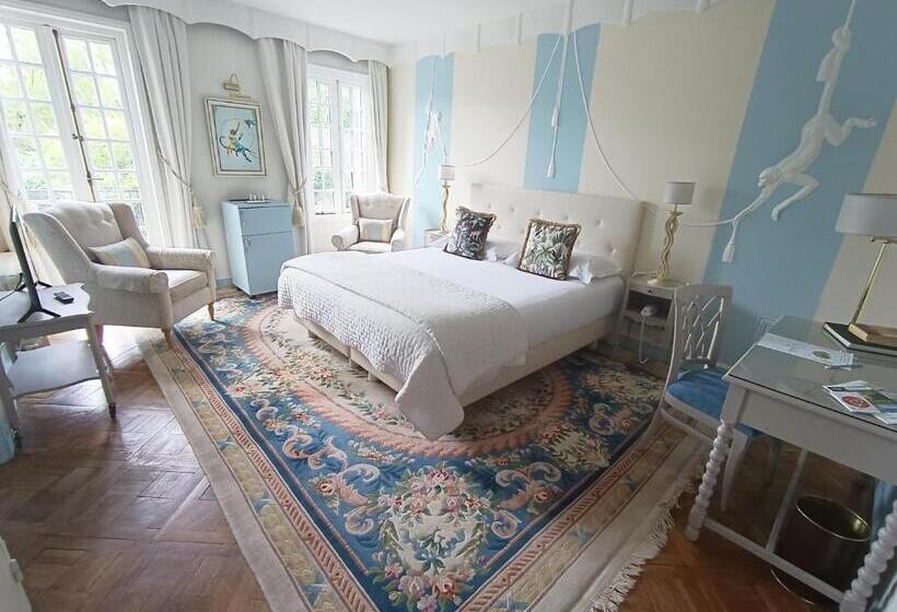 غرفة قياسية, Chateau De Montreuil