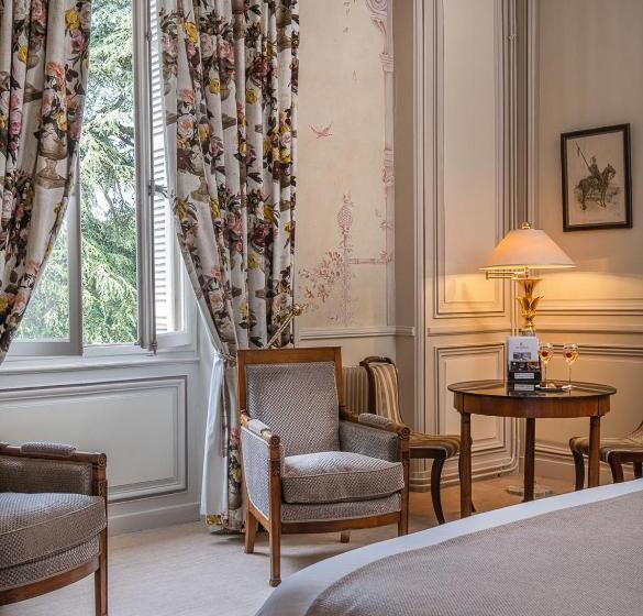 尊贵房, Chateau De Rochecotte