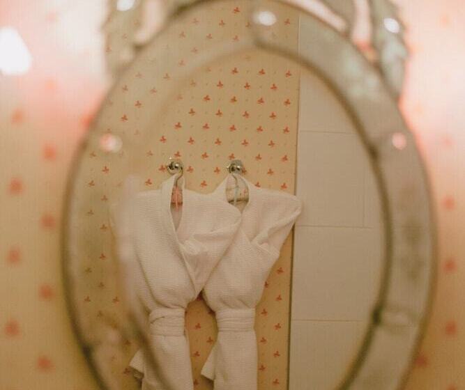 Номер Стандарт, Chateau De Varenne