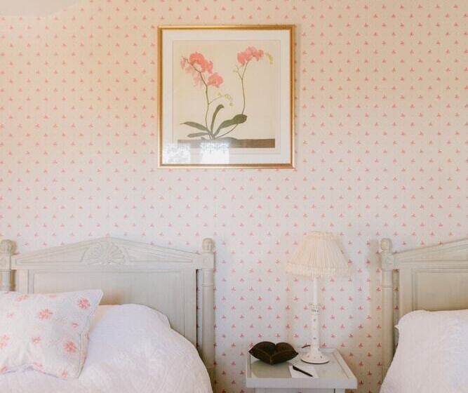 Номер Стандарт, Chateau De Varenne