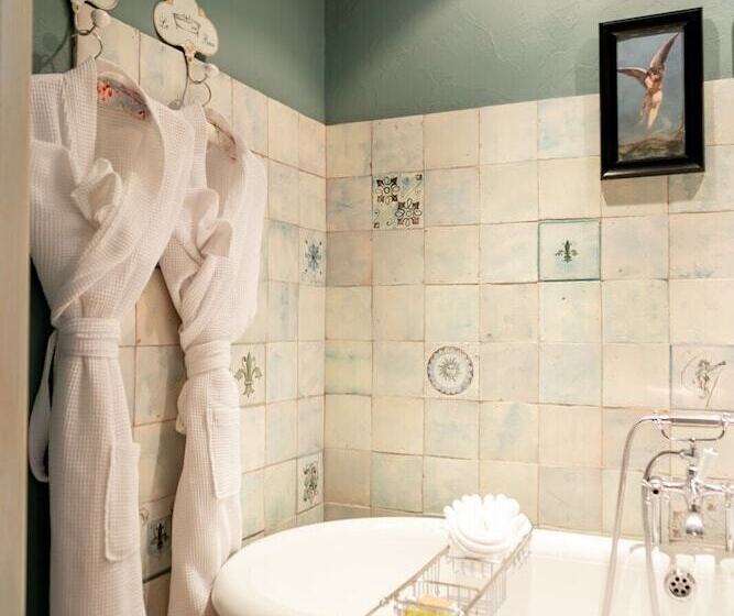 Номер Deluxe, Chateau De Varenne