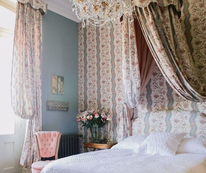 Номер Deluxe, Chateau De Varenne