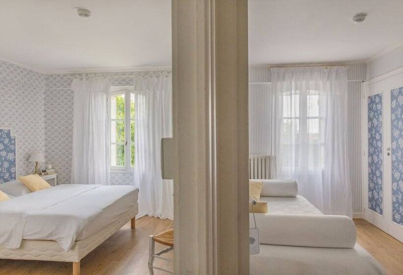 جناح جونيور, Logis Hôtel Restaurant Château Bellevue