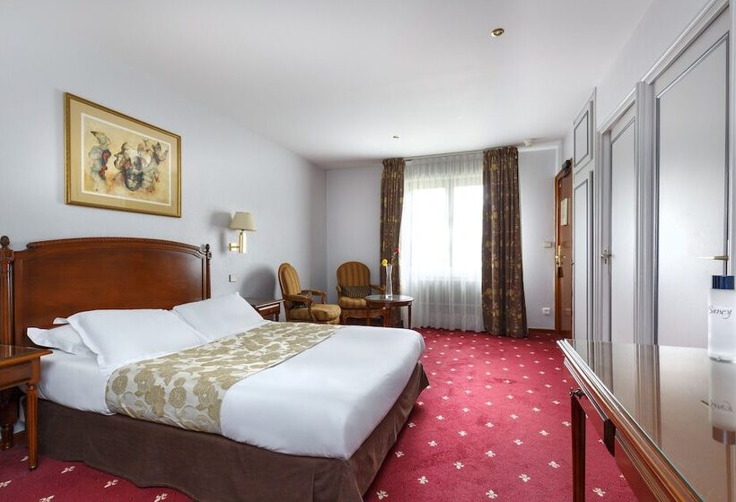 חדר סופריור, Château De Sancy