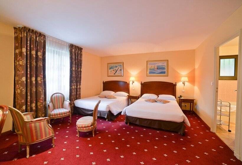 חדר משפחתי, Château De Sancy