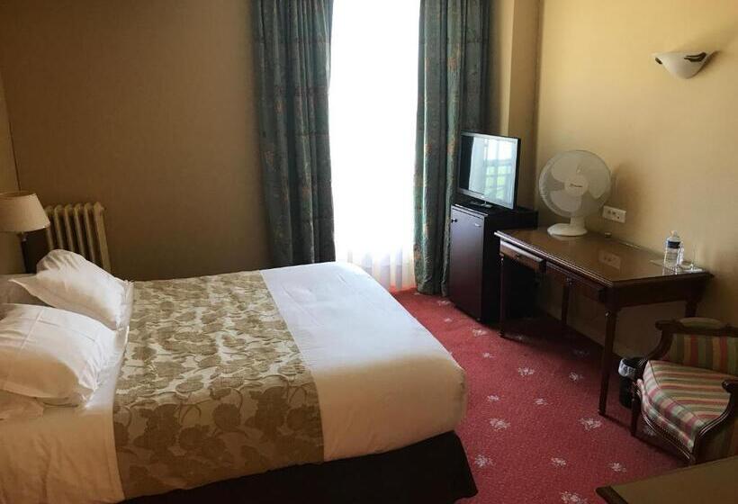 חדר סופריור, Château De Sancy