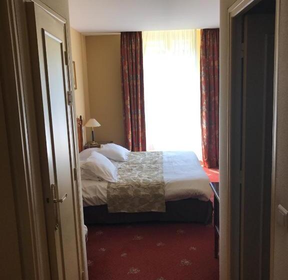 חדר סופריור, Château De Sancy