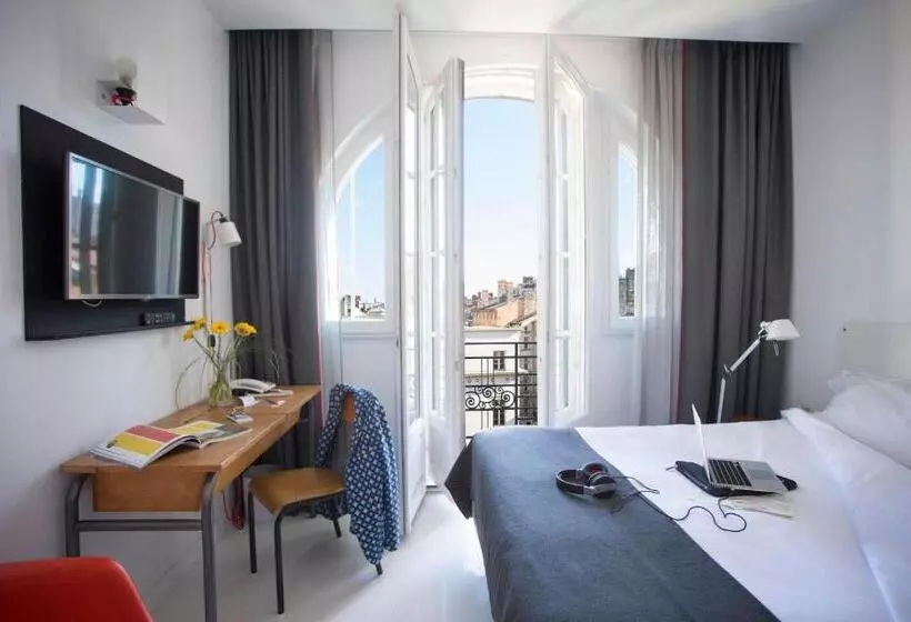 Chambre Standard, College