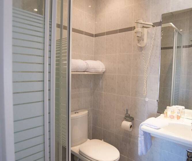 클래식 룸, De France