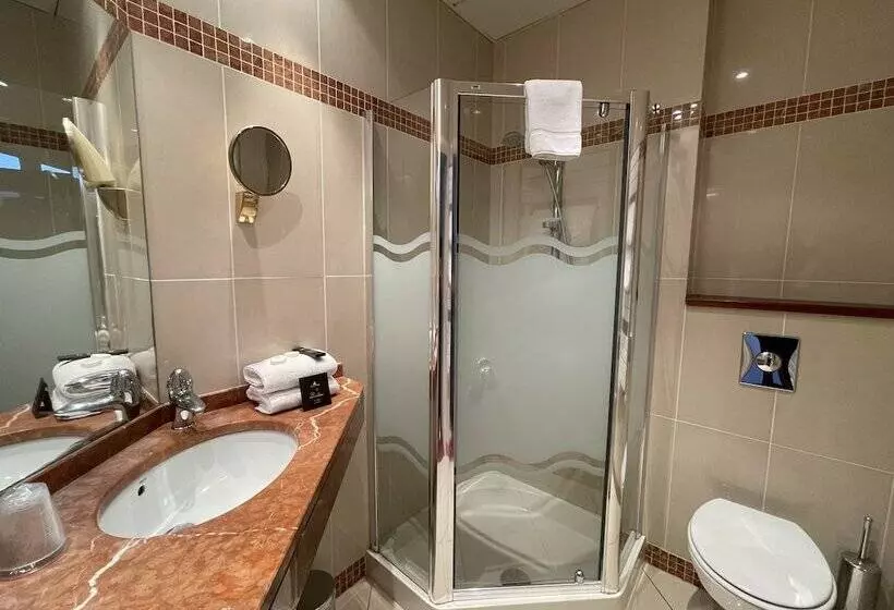 اتاق استاندارد, Hôtel France Et Chateaubriand