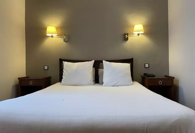 اتاق استاندارد, Hôtel France Et Chateaubriand