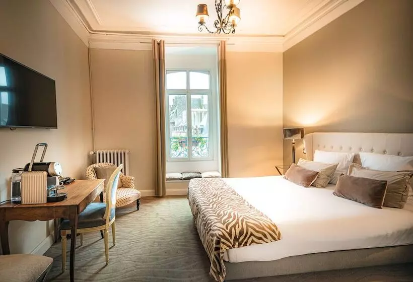 プレステージルーム, Hôtel France Et Chateaubriand